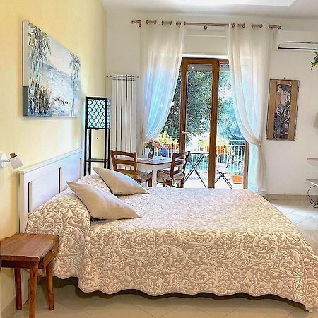 Angelina Suite B&B - Sorrento Centro Eksteriør billede