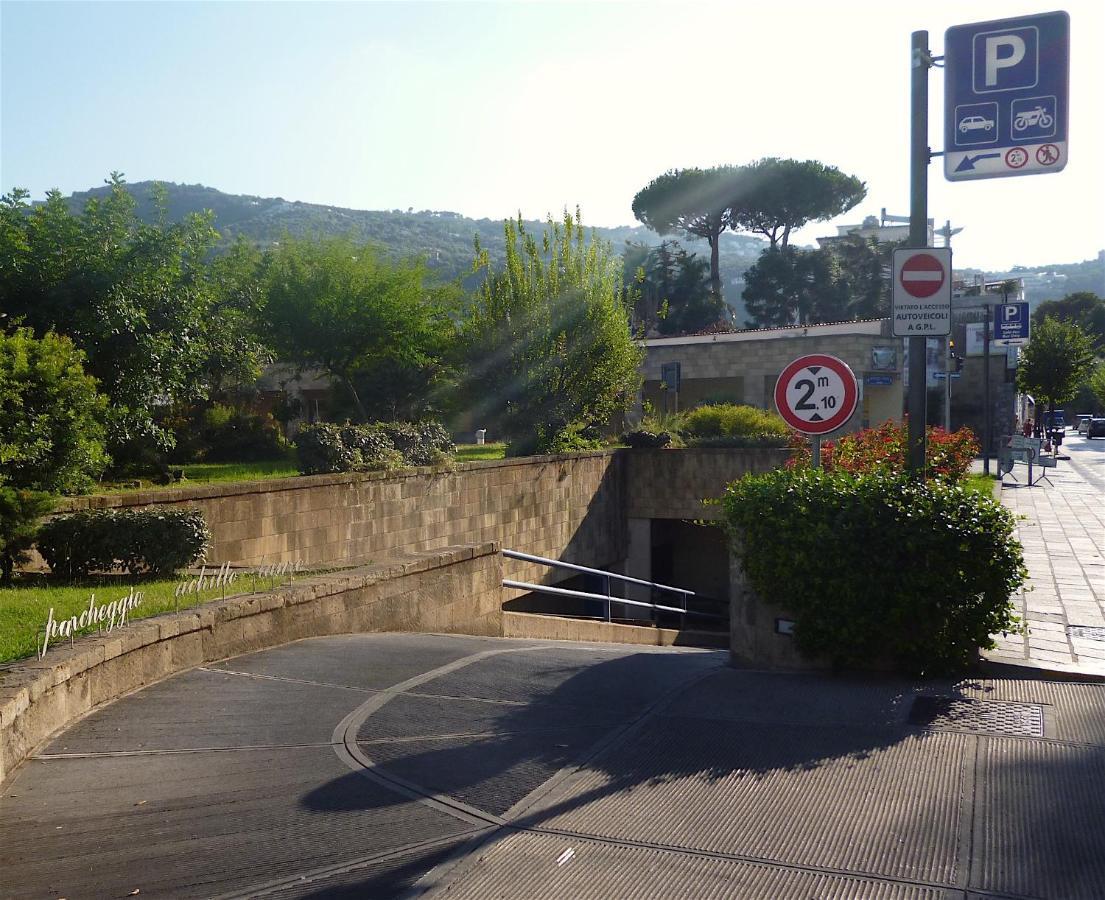 Angelina Suite B&B - Sorrento Centro Eksteriør billede