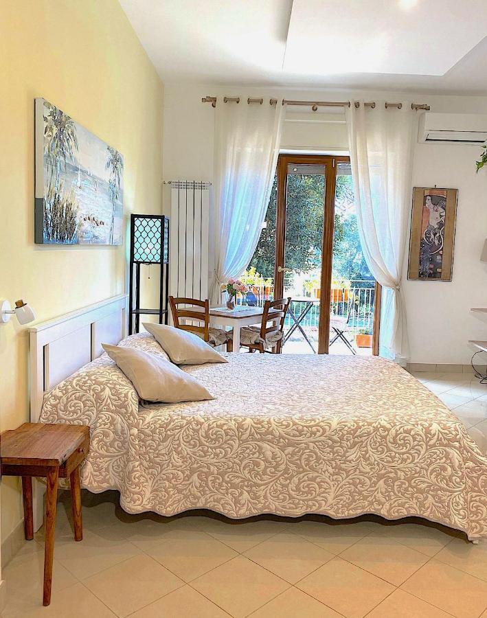 Angelina Suite B&B - Sorrento Centro Eksteriør billede